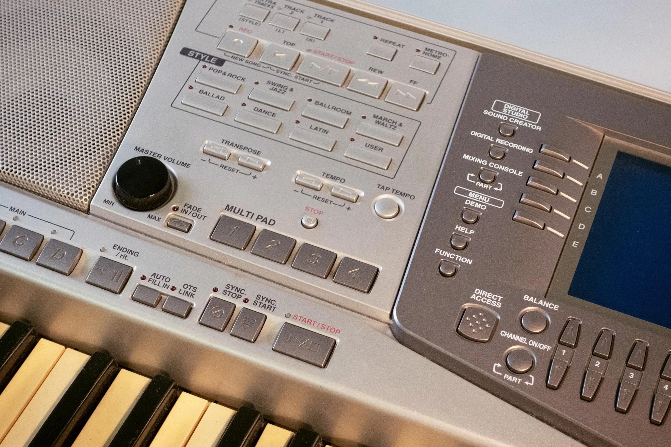 yamaha-06.jpg