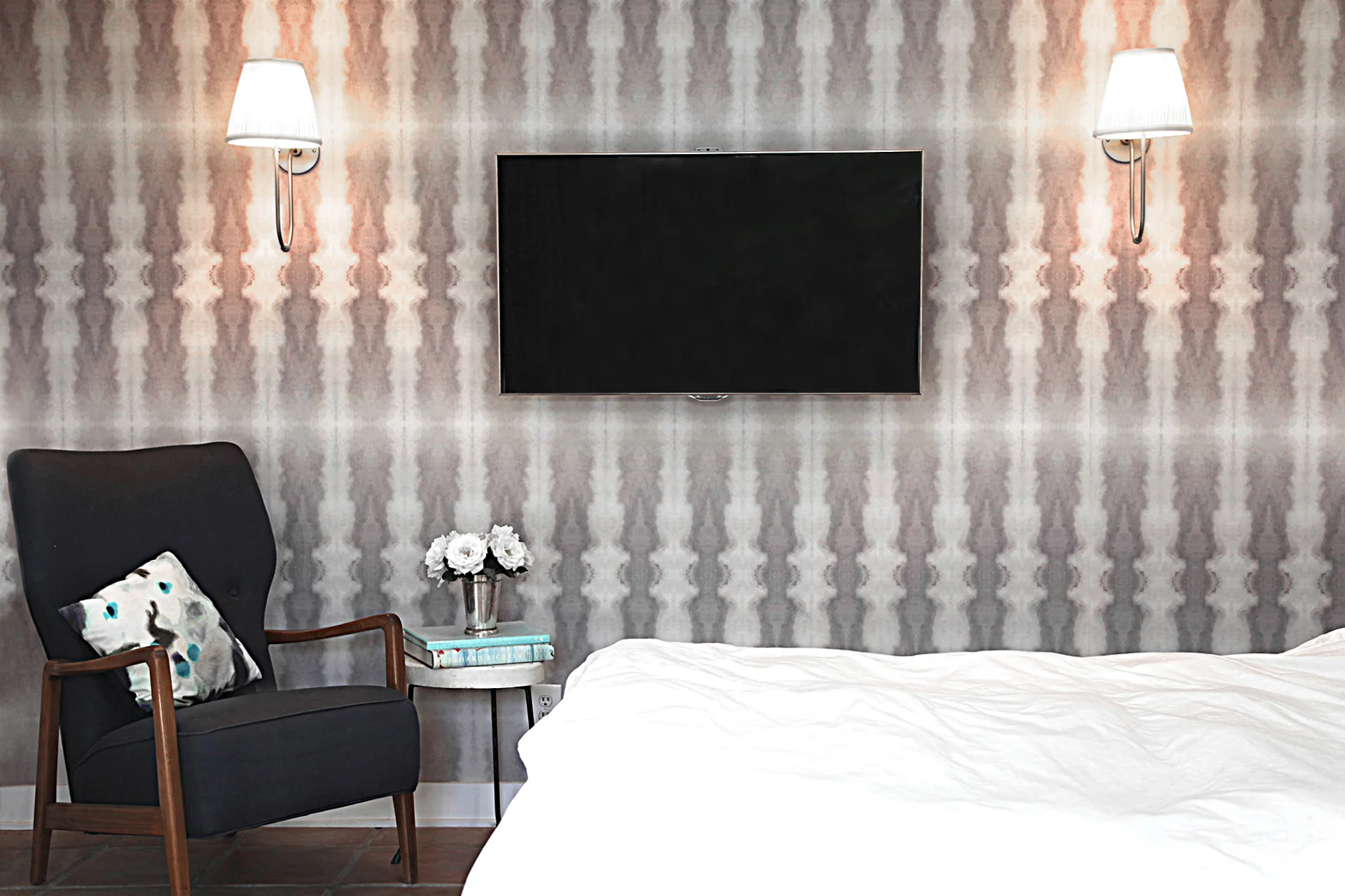 3-1905x1280 edit-bedroom.jpg