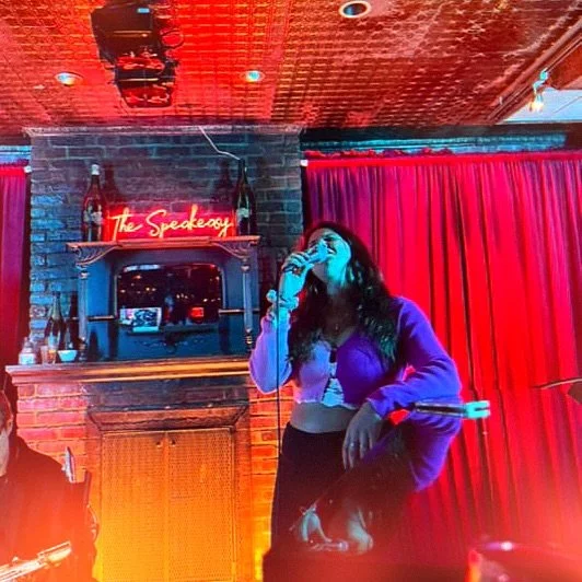 In my element 🫶🏽 

📸: @wegoinplaces_ 

#singer #songwriter #nyc #rnb #soul #jazz #love #potd #amirabmusic #contemporaryjazz #souljazz