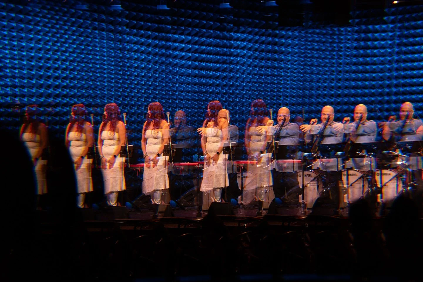 How many Amira&rsquo;s do you see 👀👀👀

📸: @kirsimakov