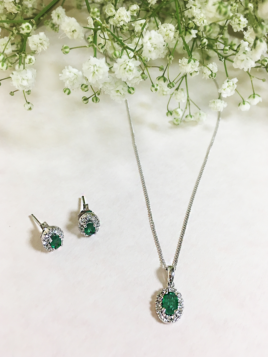 Step into spring with our 18ct White Gold Emerald Diamond Halo Stud Earrings and our 18ct White Gold Emerald Diamond Halo Pendant . 