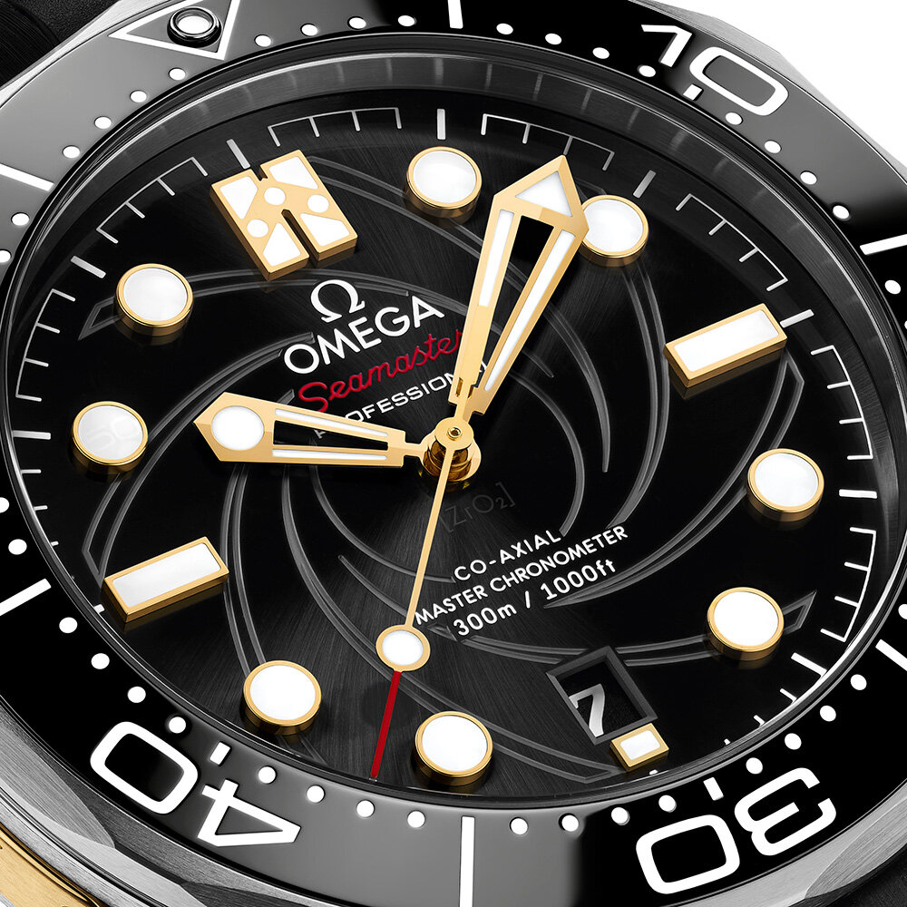 OMEGA_210.22.42.20.01.004_close-up-dial_LOW.jpg