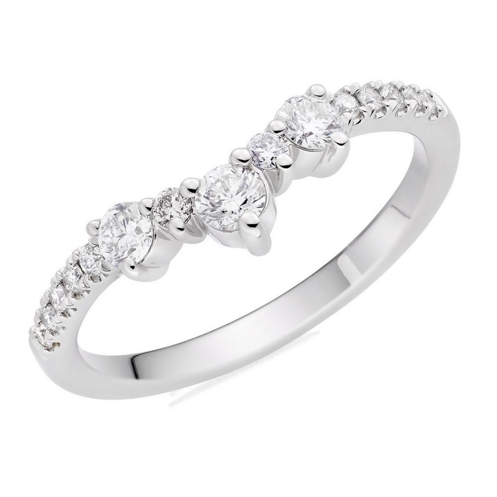 Platinum-Diamond-Wedding-Ring-0134484.jpeg