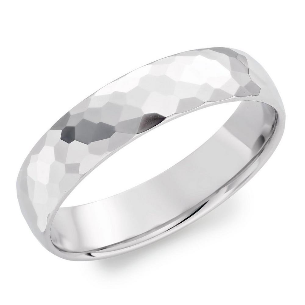 Platinum-Hammered-Mens-Wedding-Ring-0134493.jpeg