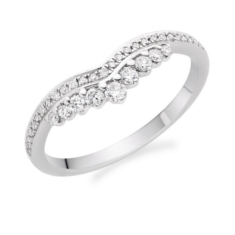 Platinum-Diamond-Half-Eternity-Wedding-Ring-0140601.jpeg