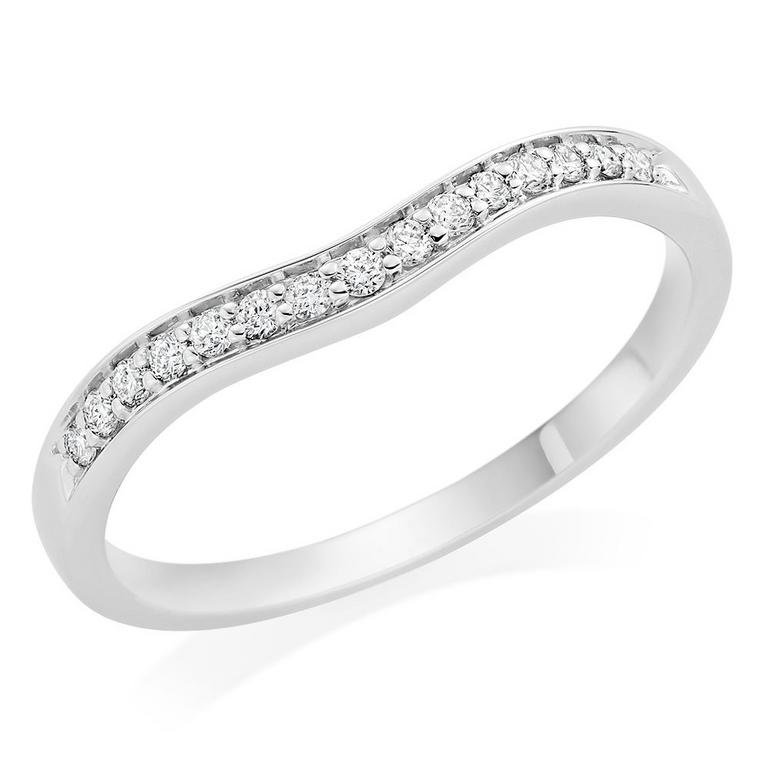 Platinum-Diamond-Shaped-Wedding-Ring-0117987.jpeg