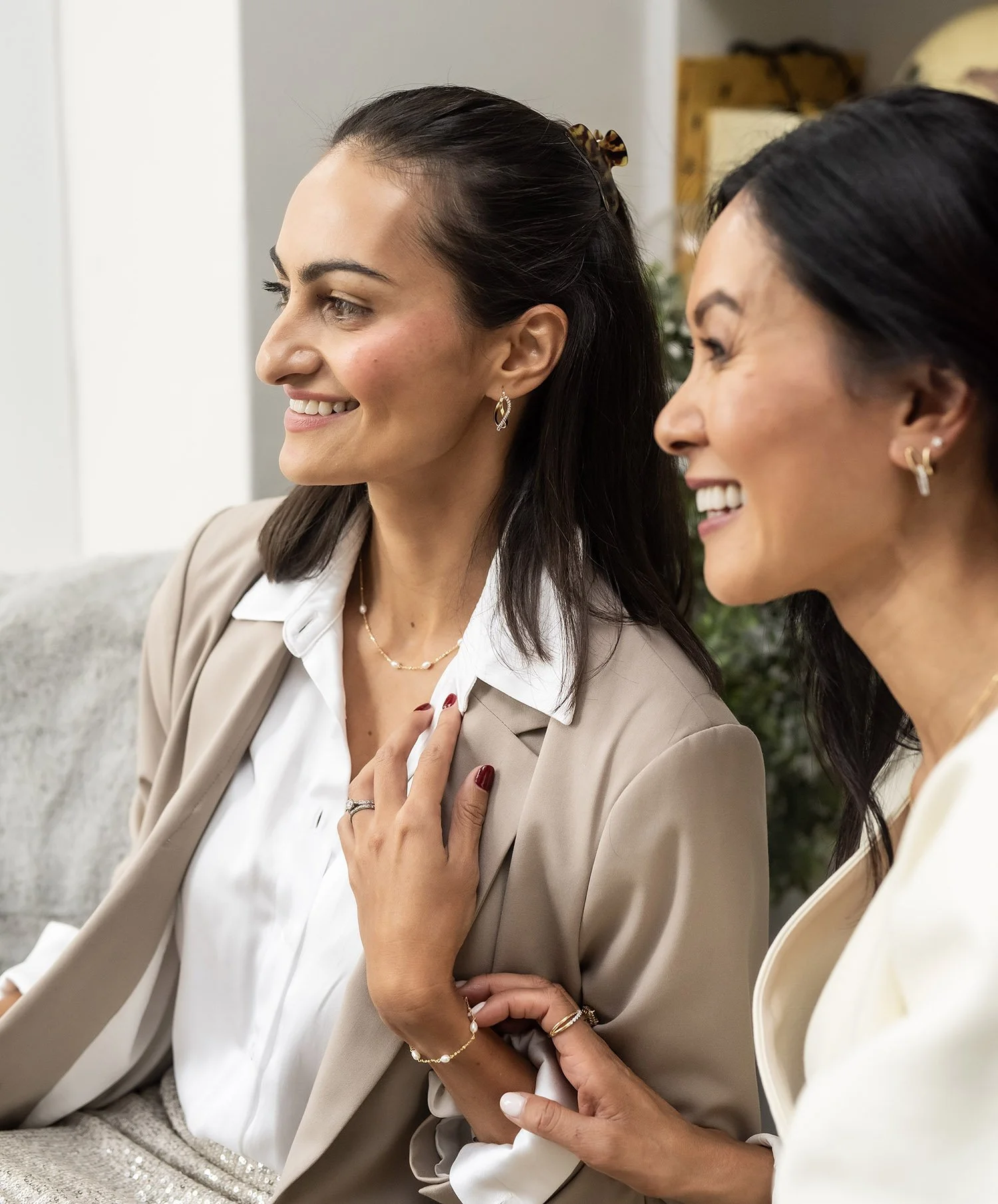 Pearl jewellery.jpg
