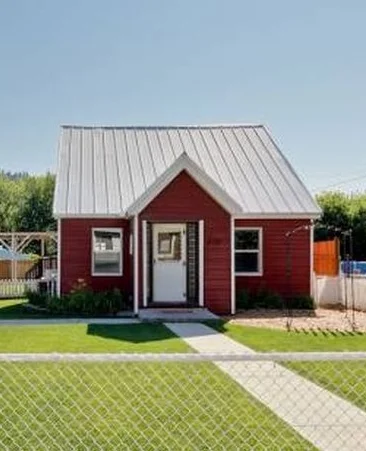8475 lake st.jpg