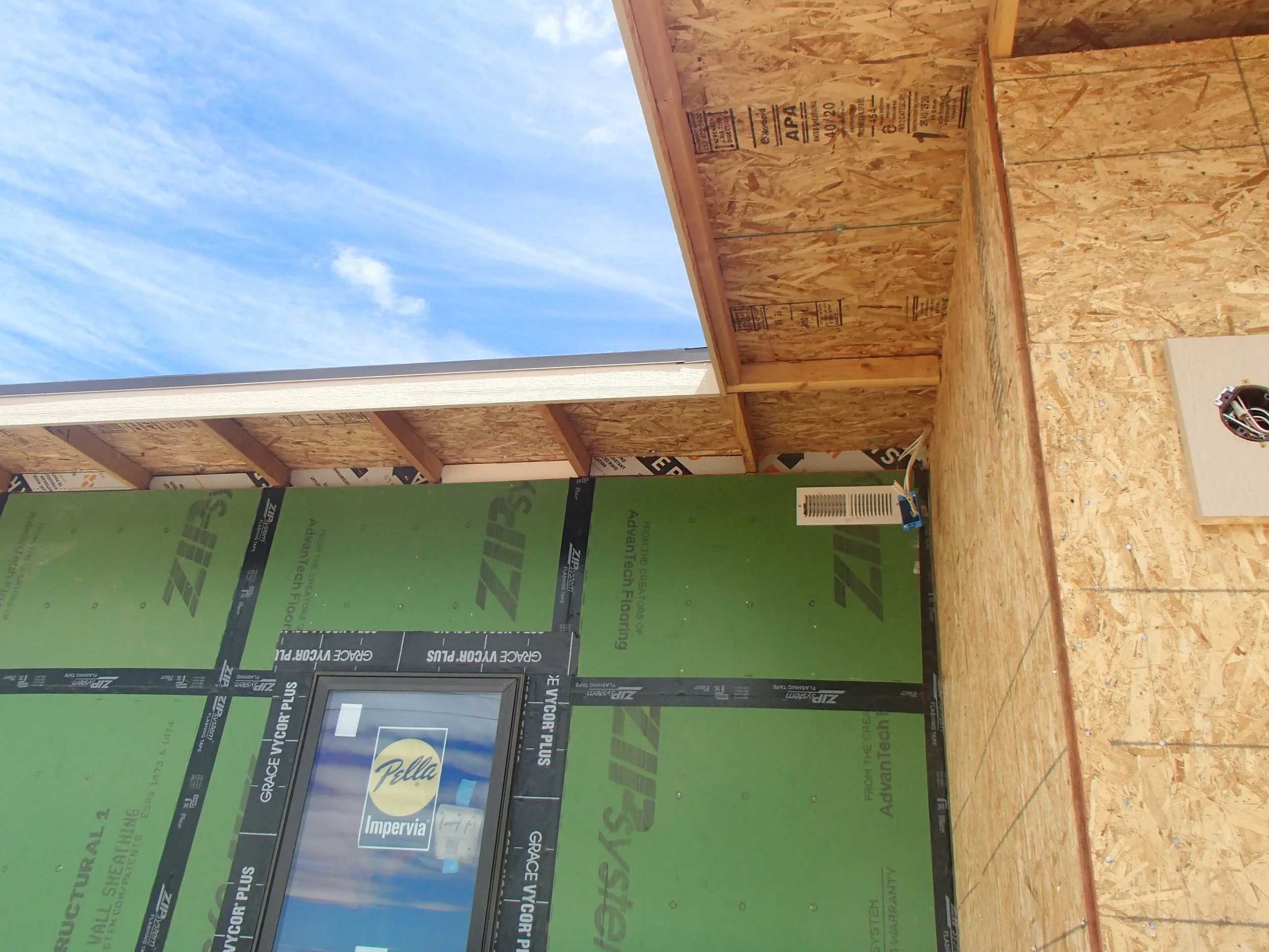 Liner Exterior.jpg