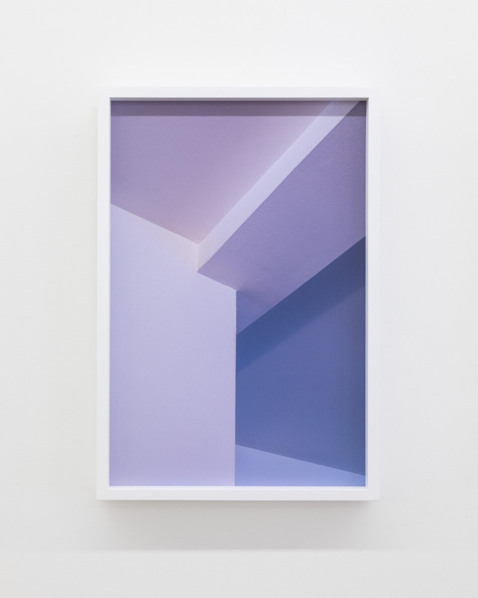 Caroline Cloutier, Light Switch #7 , 2019, impression jet d’encre sur papier de coton, 54 x 36 cm (21” x 14”)