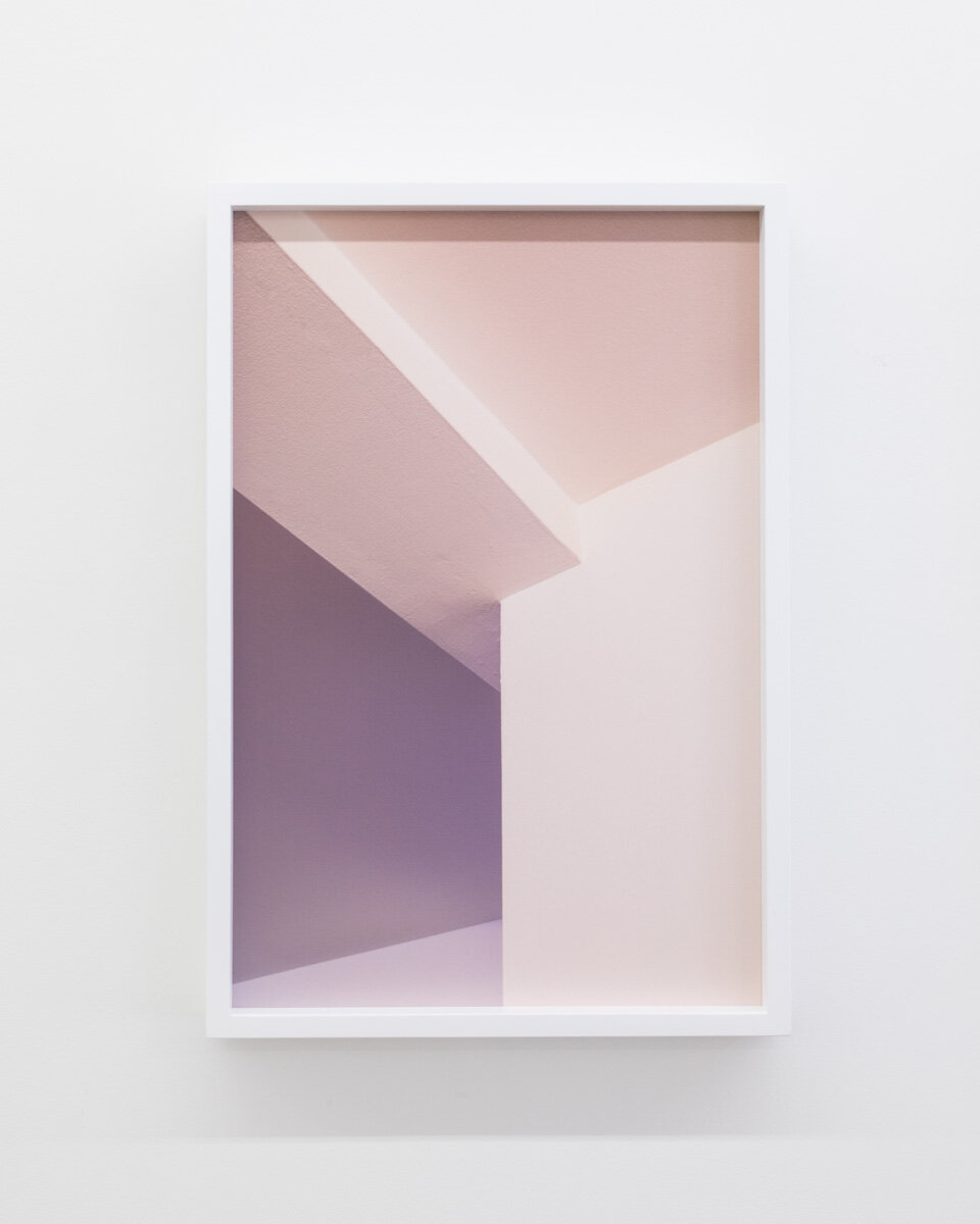 Caroline Cloutier, Light Switch #9 , 2019, impression jet d’encre sur papier de coton, 54 x 36 cm (21” x 14”)
