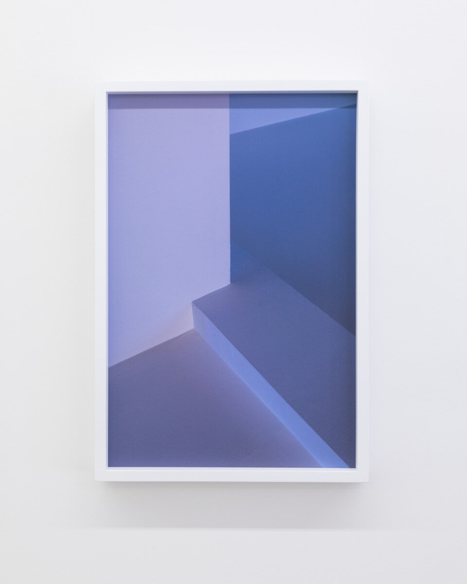 Caroline Cloutier, Light Switch #10 , 2019, impression jet d’encre sur papier de coton, 54 x 36 cm (21” x 14”)