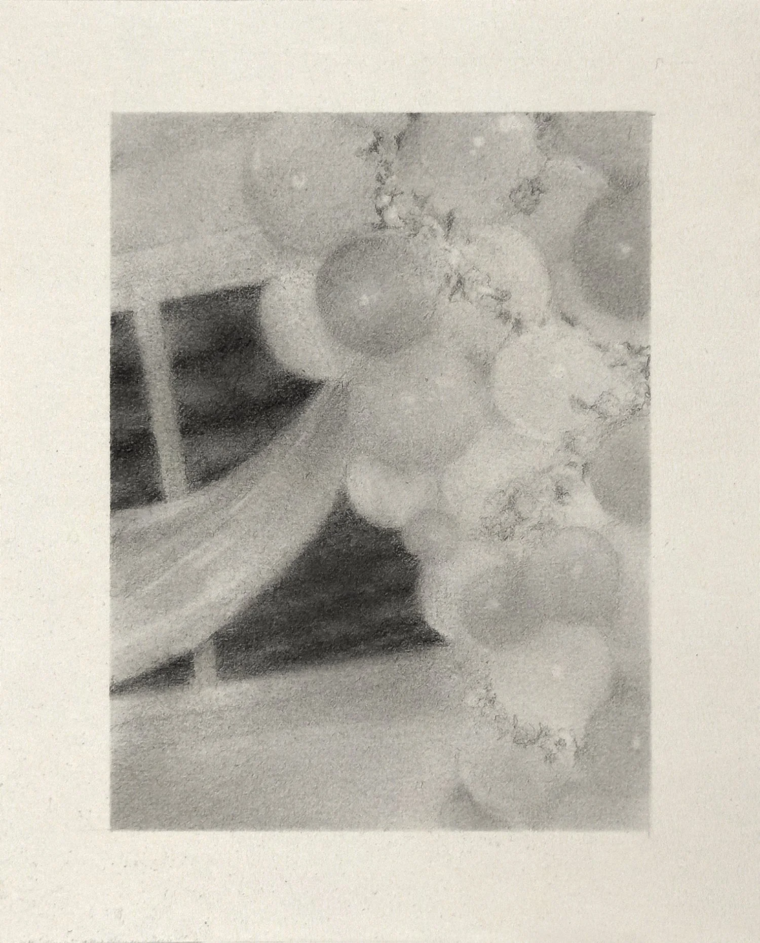  Arta Ajeti,  Still the same feeling , 2025, Graphite sur papier, 5 x 12 cm 