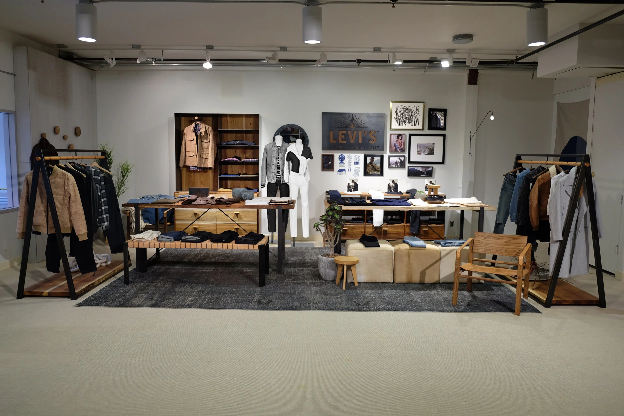 16_H2_LMC_Showroom_Eureka.jpg