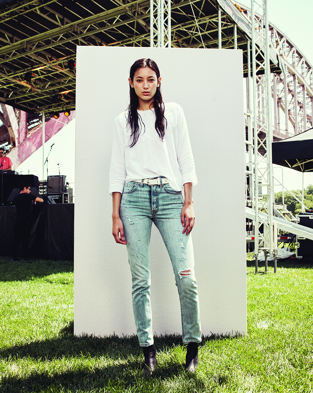 17_H1_501SKINNY_W_1_002_CMYK.jpg