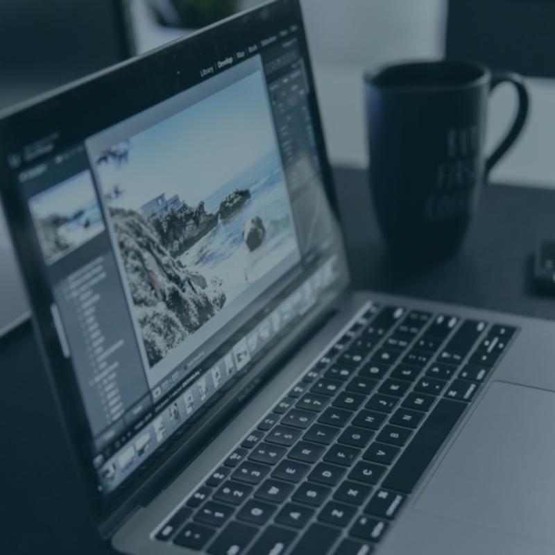 Multimedia Graphic Design Button