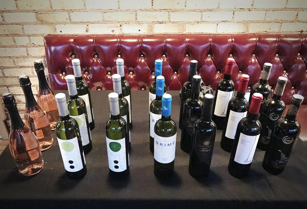 oct_26_wine_tasting_01.jpg
