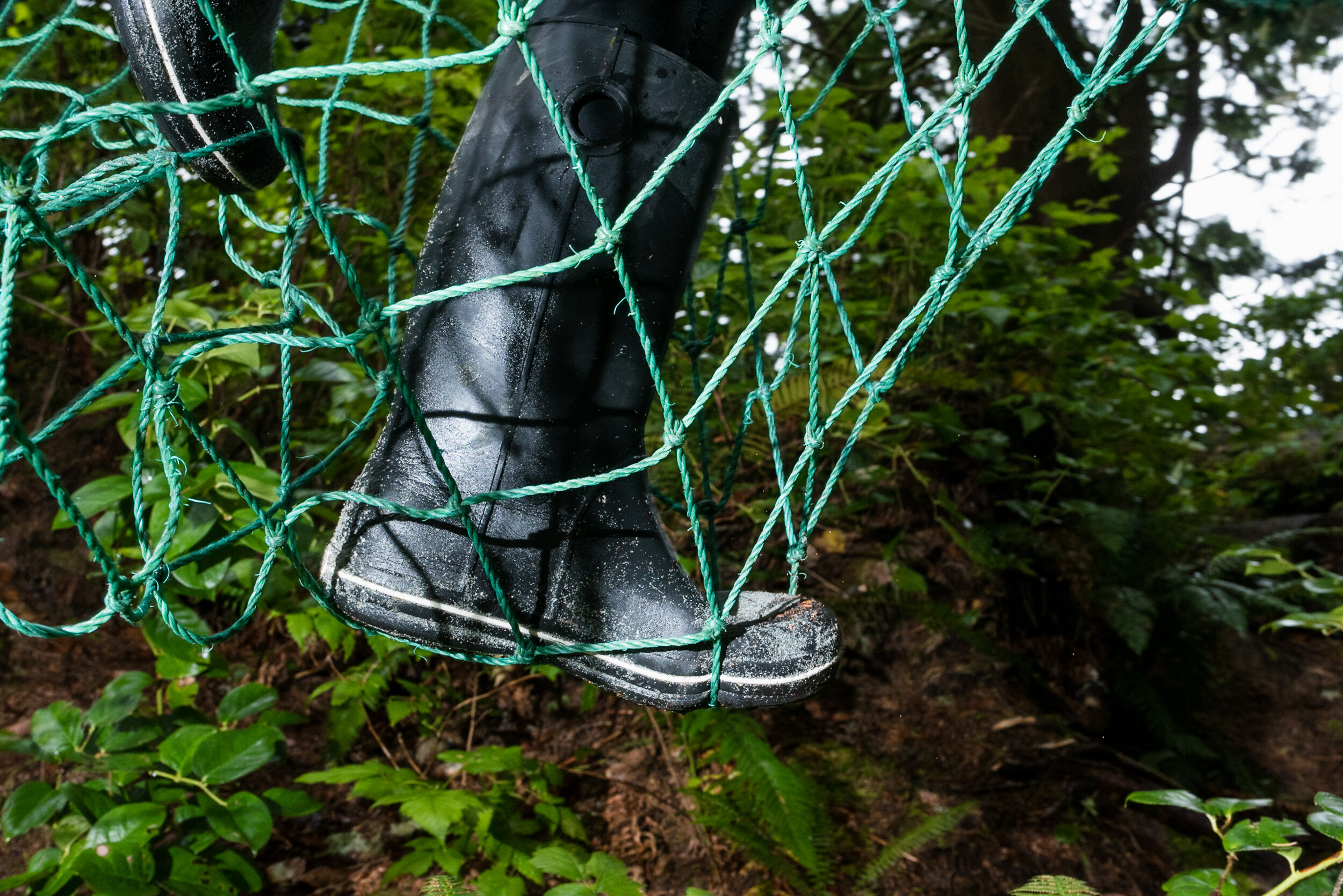 Green net with rubber boot