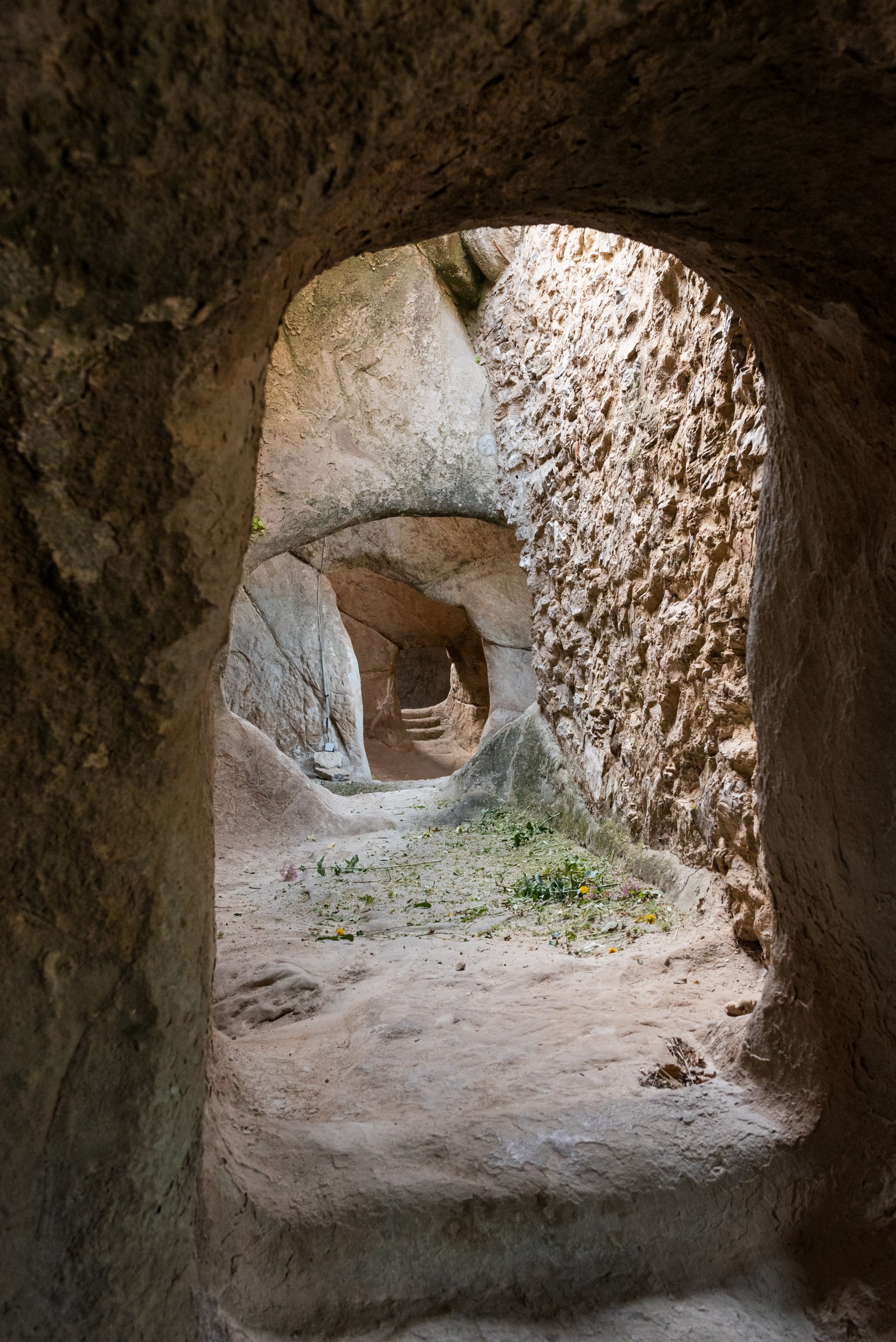 Sperlinga Castle interior