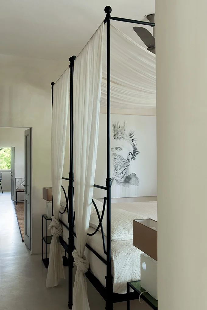 28-bedroom veranda .jpg
