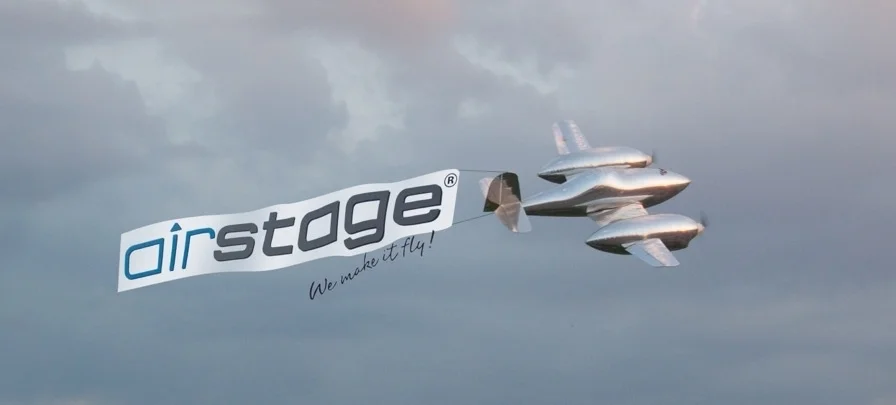 #26 - SILVER PLANE FOR TV SHOW - Europe
