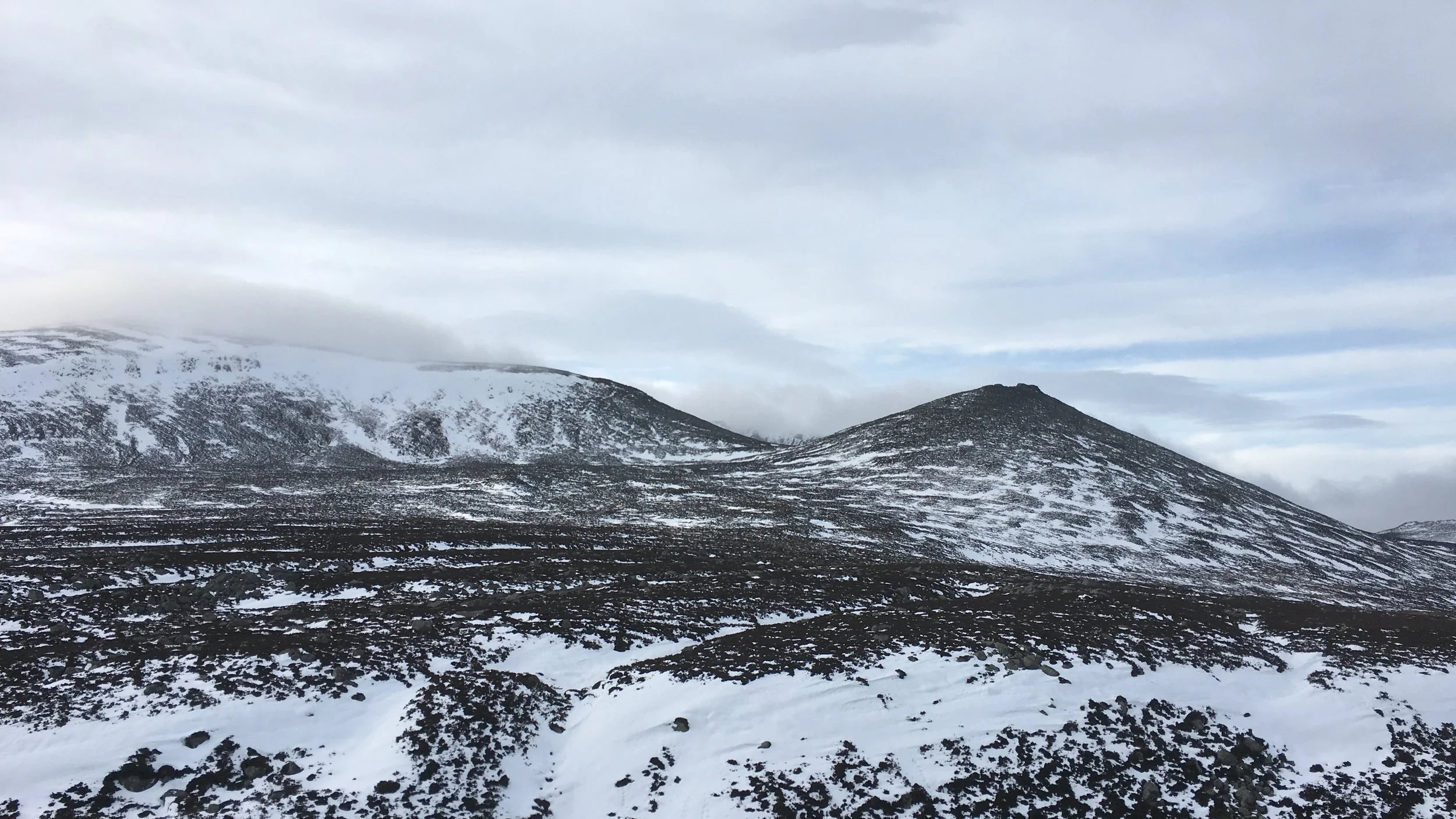 Meikle Pap and Cuidhe Crom