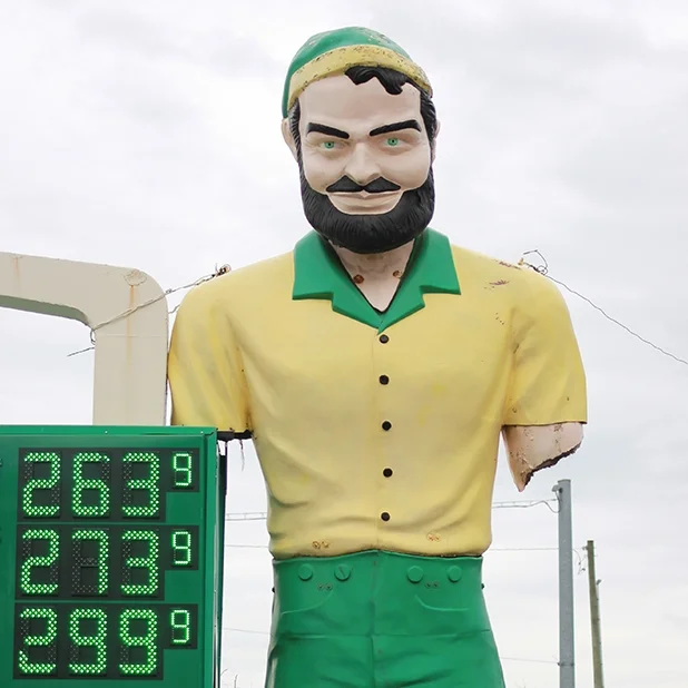 Muffler Man: BP