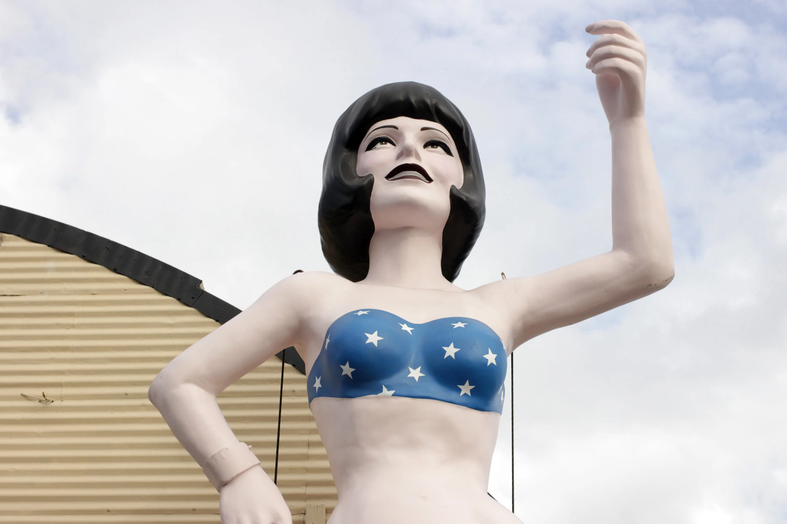 UniRoyal Gal: Tootsie 2018