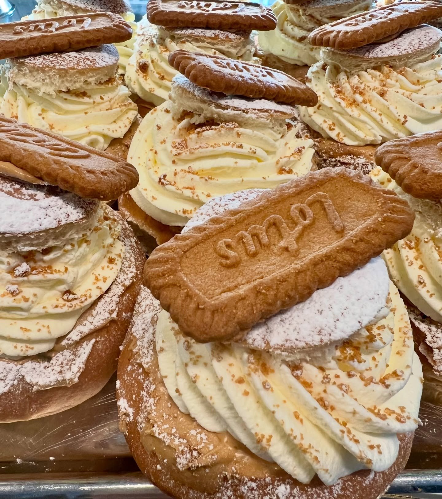 Flera olika varianter p&aring; semlor!😋