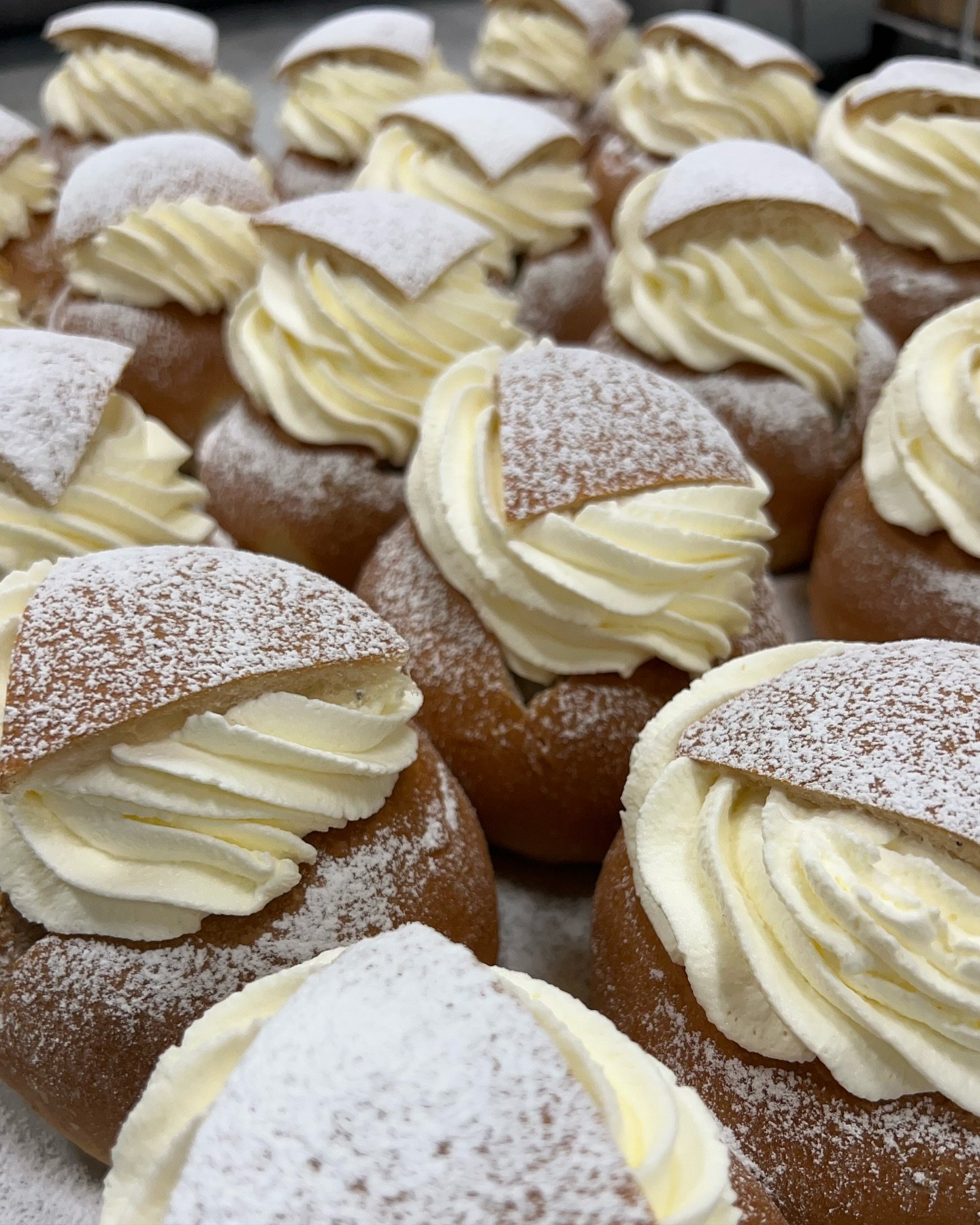 Klassiska semlor!😋