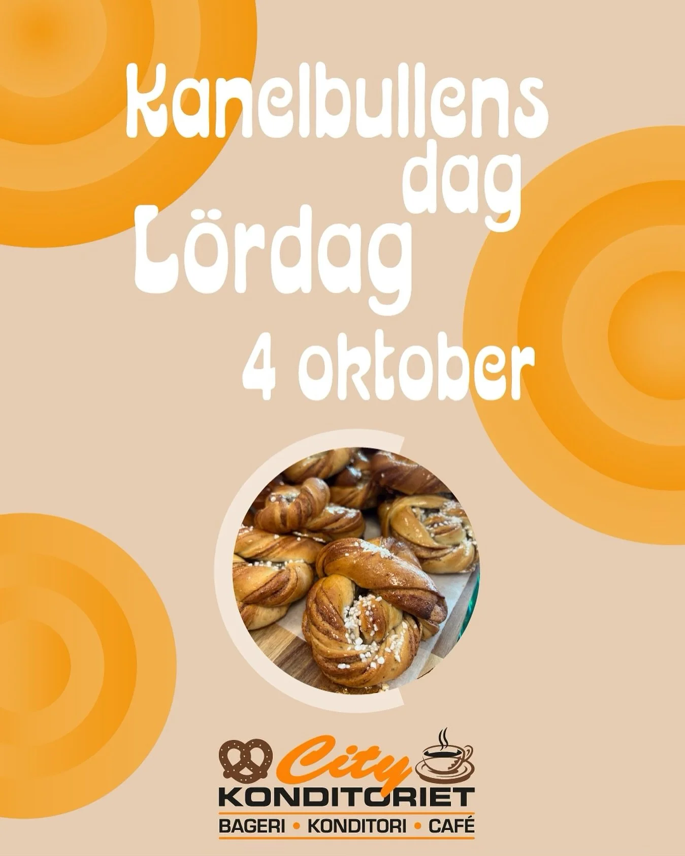 Kanelbullens dag den 4 oktober!
Snart &auml;r det dags att fira &aring;rets godaste tradition, och vi laddar upp med v&aring;ra klassiska, sm&ouml;riga kanelbullar, nygr&auml;ddade och fulla av k&auml;rlek😋💛
👉Vill du vara s&auml;ker p&aring; att f