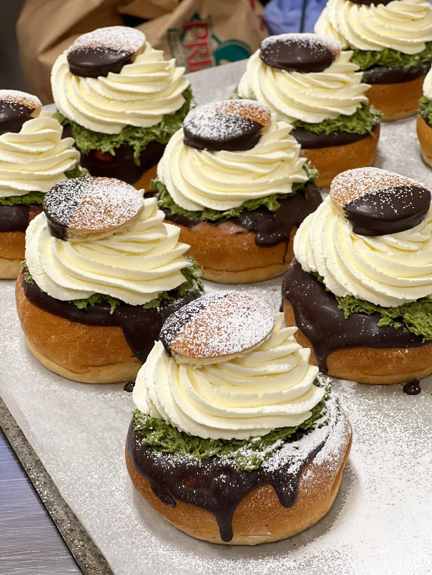 Pistage Kunafa Semla!😋