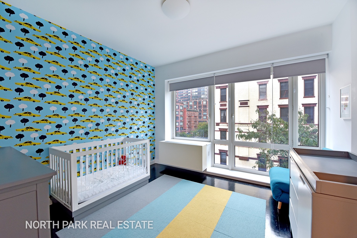 SECOND BEDROOMnpre.jpg