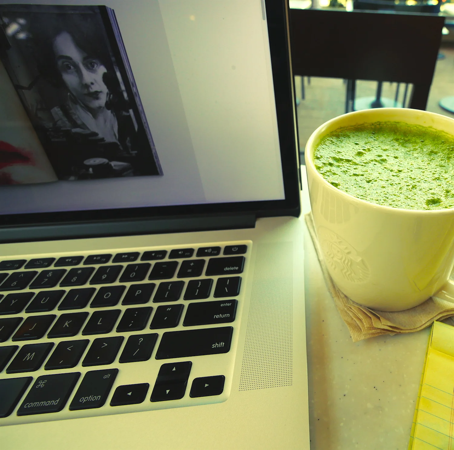 Fashion Island Starbucks