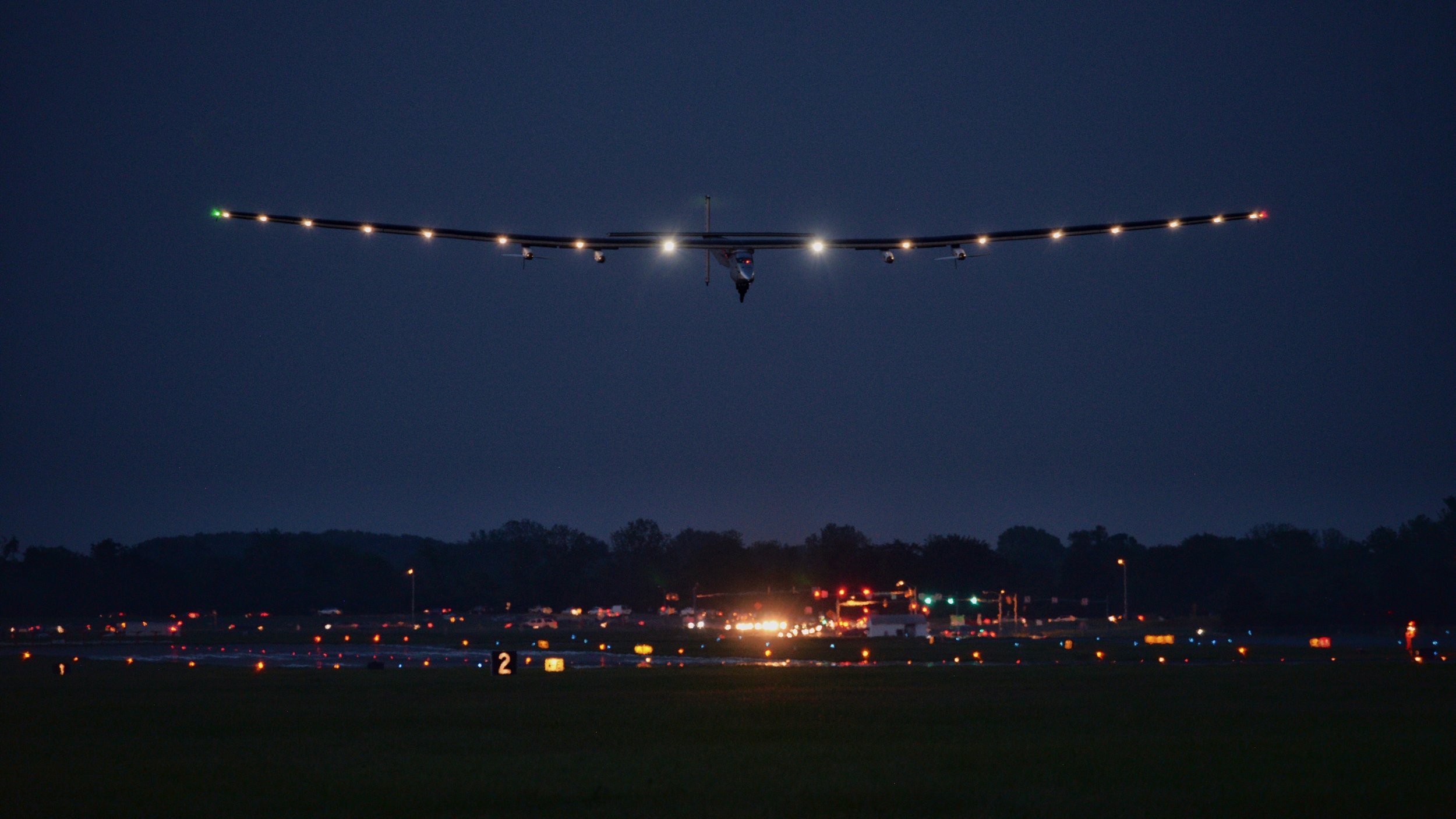 Solar Impulse 2 Landing, Lehigh Valley, Pa.