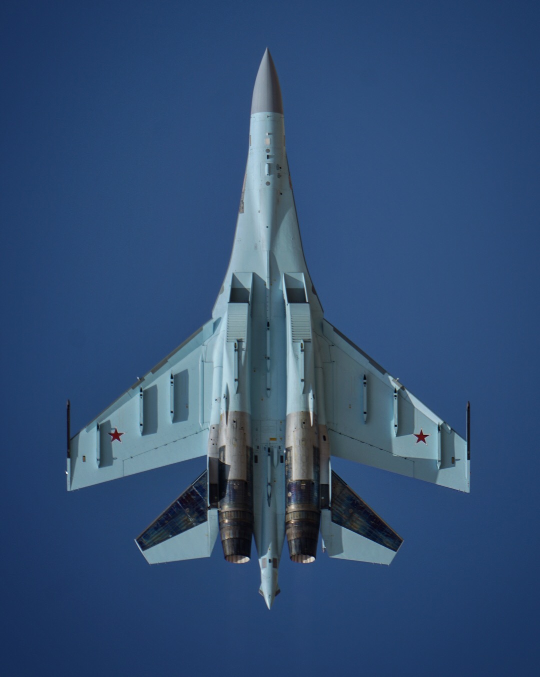 A Russian SU-35 at the 2017 Dubai Airshow