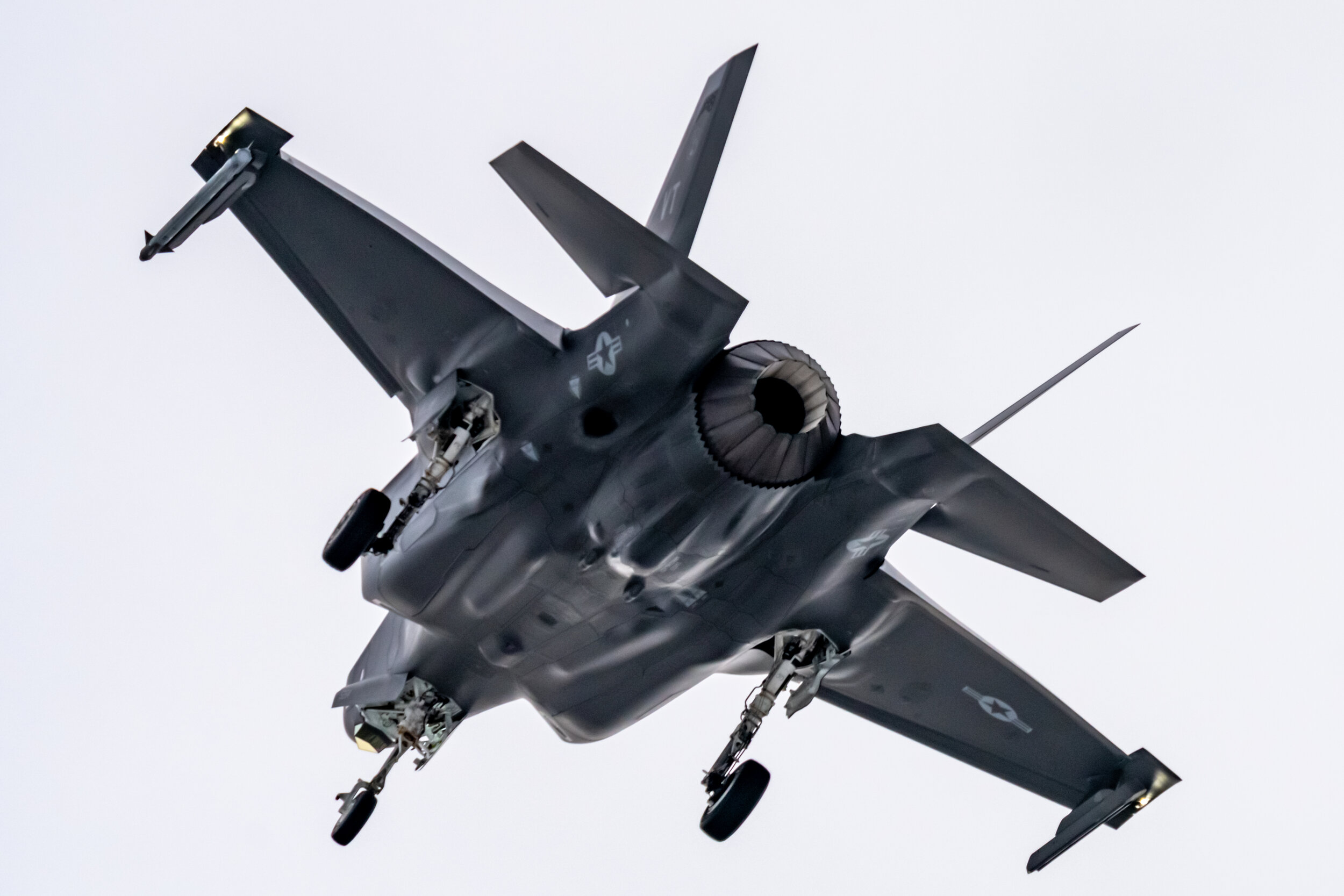 F-35 on Final to BTV