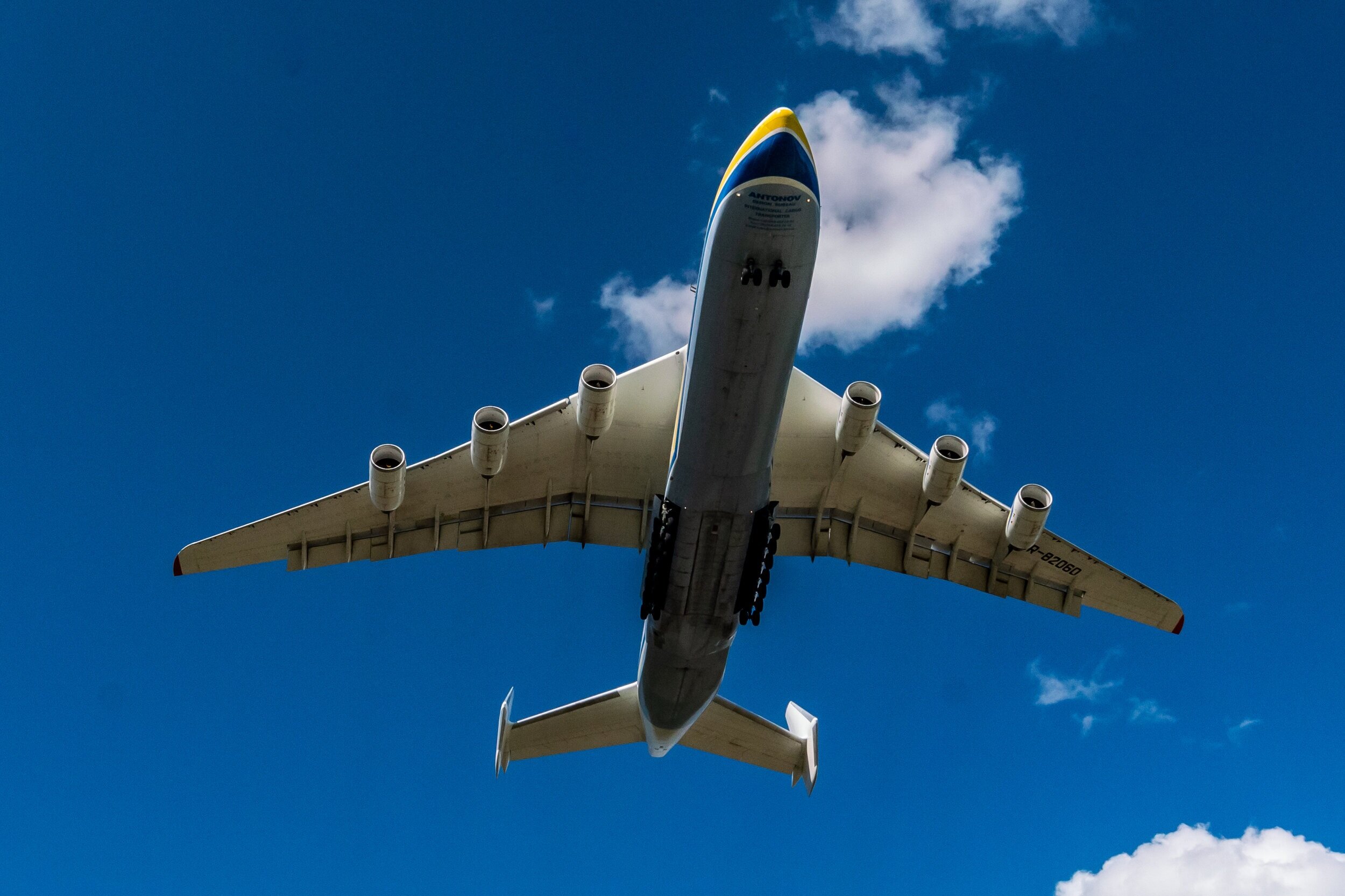 Antonov AN-225 at Mirabel 