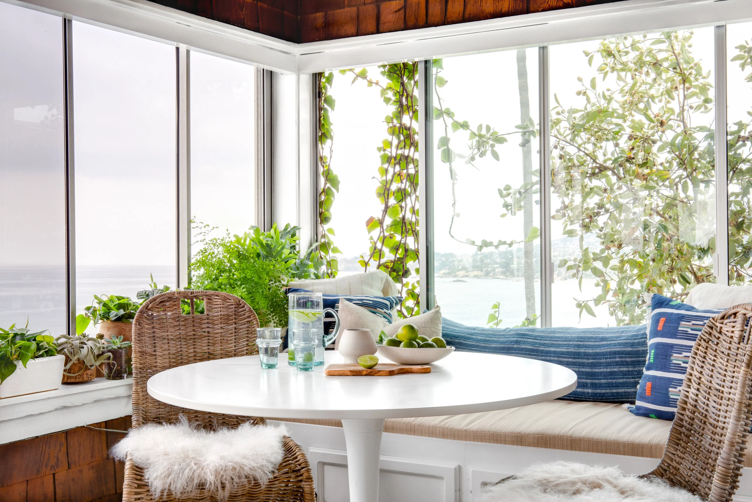 BREAKFAST NOOK.jpeg