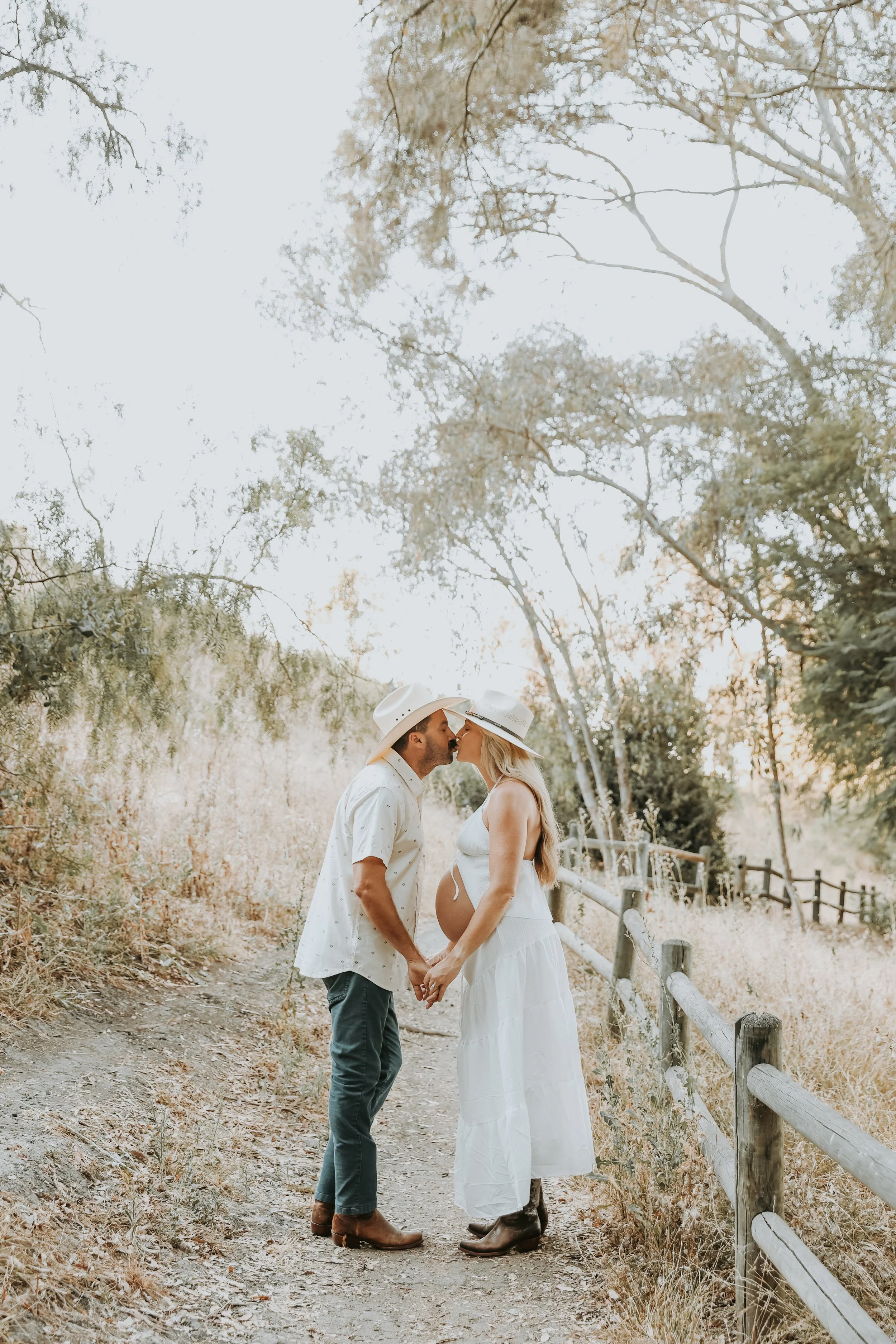 Stephanie&GarrettMaternityJaredSislinPhoto-115.jpg