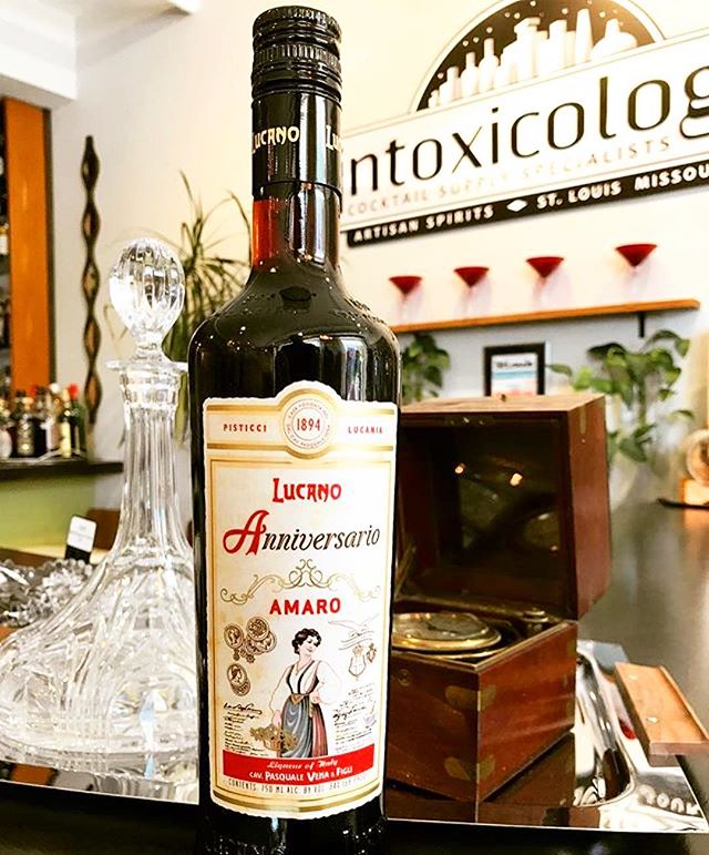 This place is right downstairs!! There is really no other liquor store like it in the country - high-quality, hard-to-find, artisan spirits plus wine, beer, bar supplies, vintage glasses, classes and free tastings!
. . .
Repost @intoxicologystl
Lucan