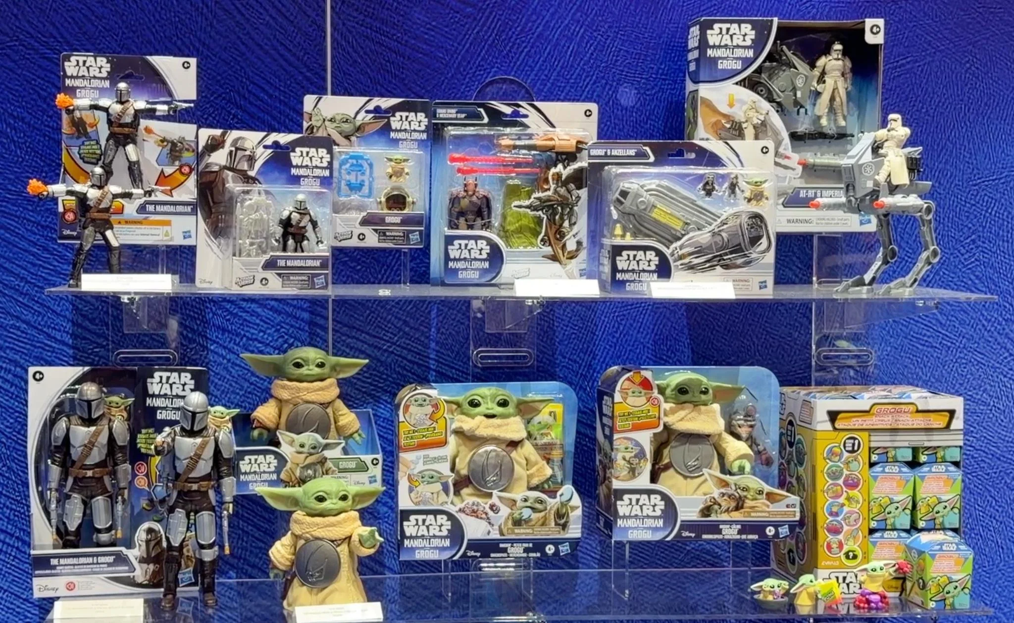 🟢✨ Todo el merchandising de The Mandalorian and Grogu que está conquistando el mundo antes del estreno de la película