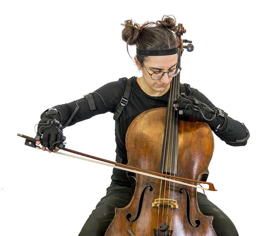 Alice-with-MoCap-and-Cello-P1080813_Web.png