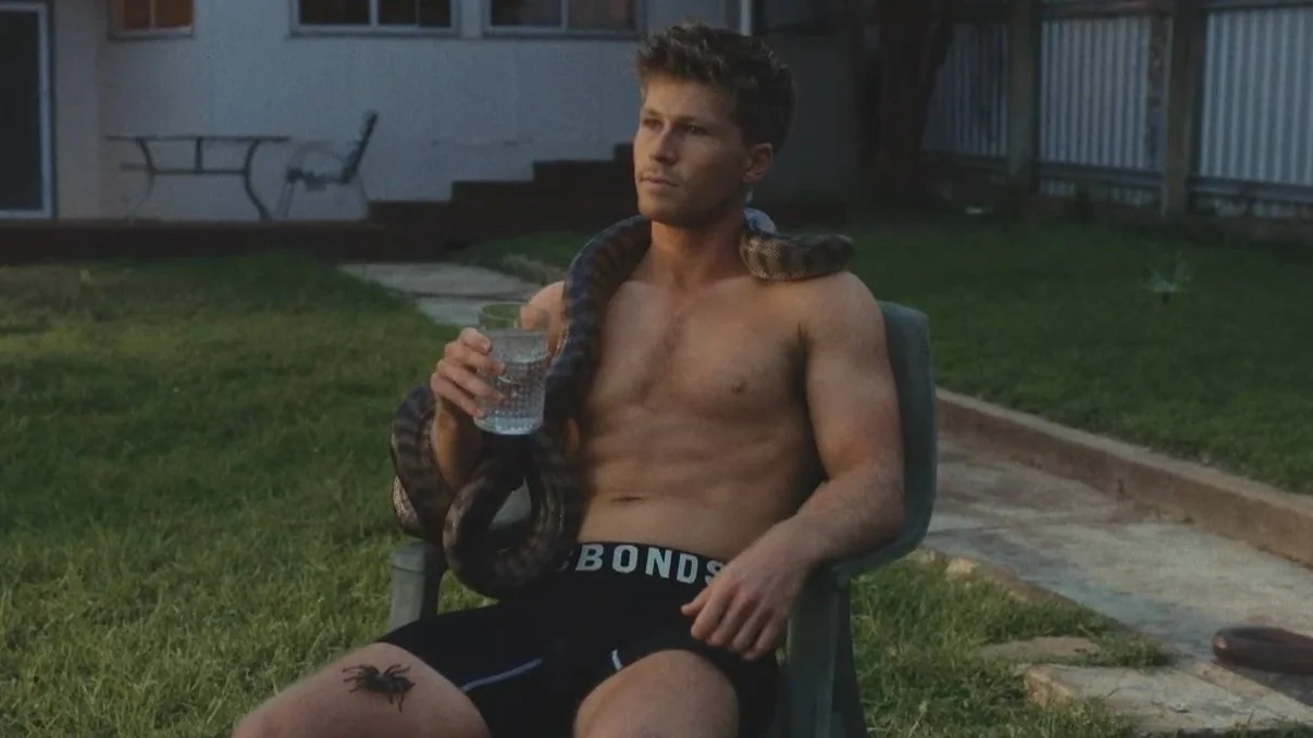 Bonds Robert Iriwn.jpg