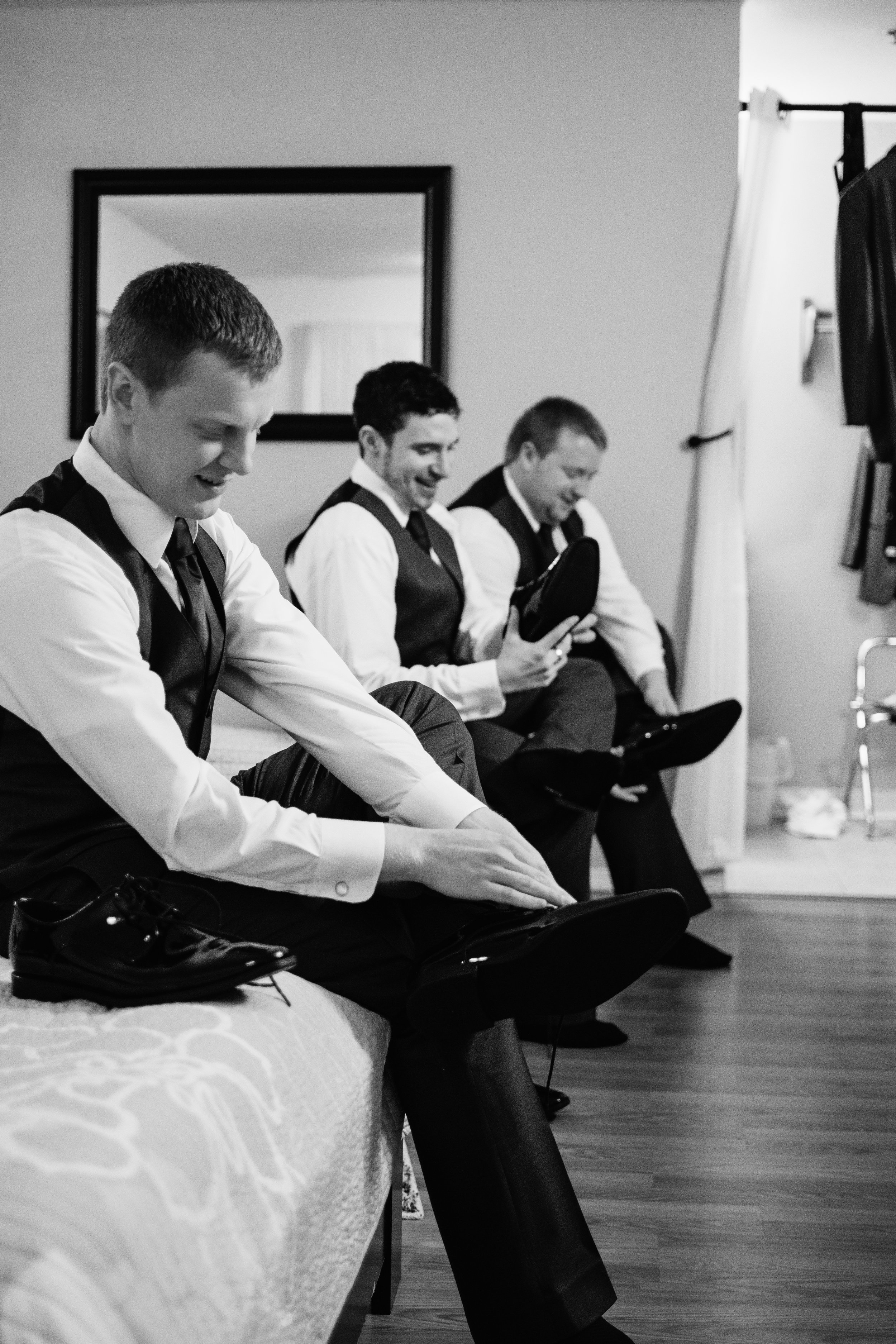 RobinMalloryWedding_BoysPrep_-11blackandwhite.jpg