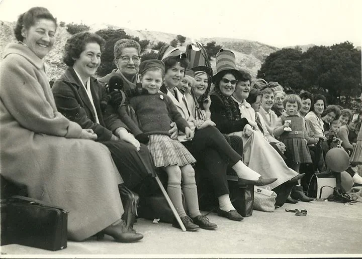 Smelters supporters 1950's.jpg