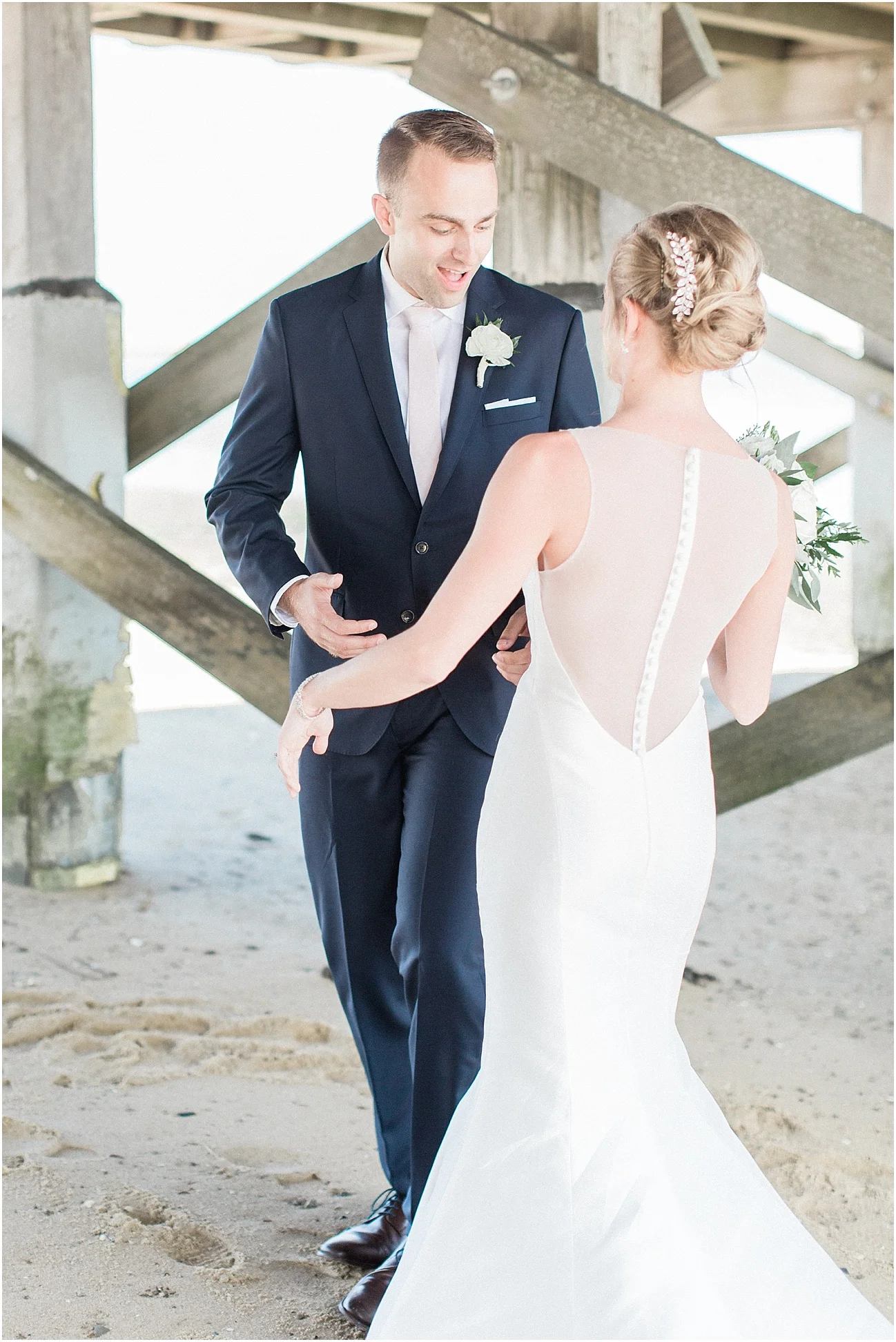 claire_gordon_duxbury_bay_maritime_school_beach_dock_powder_point_bridge_cape_cod_boston_wedding_photographer_meredith_jane_photography_photo_0581.jpg