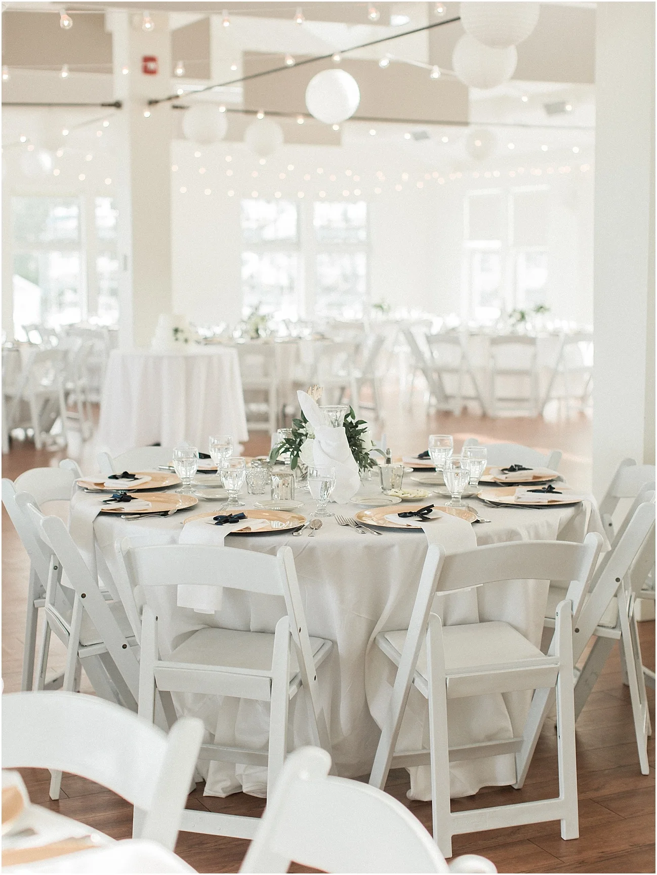 claire_gordon_duxbury_bay_maritime_school_beach_dock_powder_point_bridge_cape_cod_boston_wedding_photographer_meredith_jane_photography_photo_0603.jpg