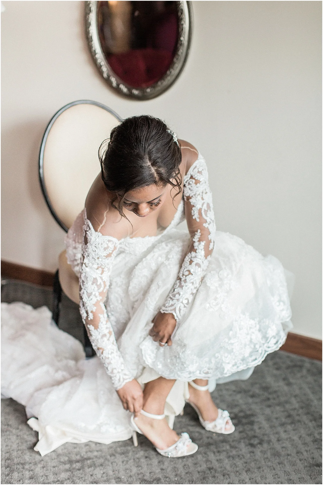 melissa_dan_the_pavilion_at_pine_hills_fall_wine_cape_cod_boston_wedding_photographer_meredith_jane_photography_photo_1167.jpg