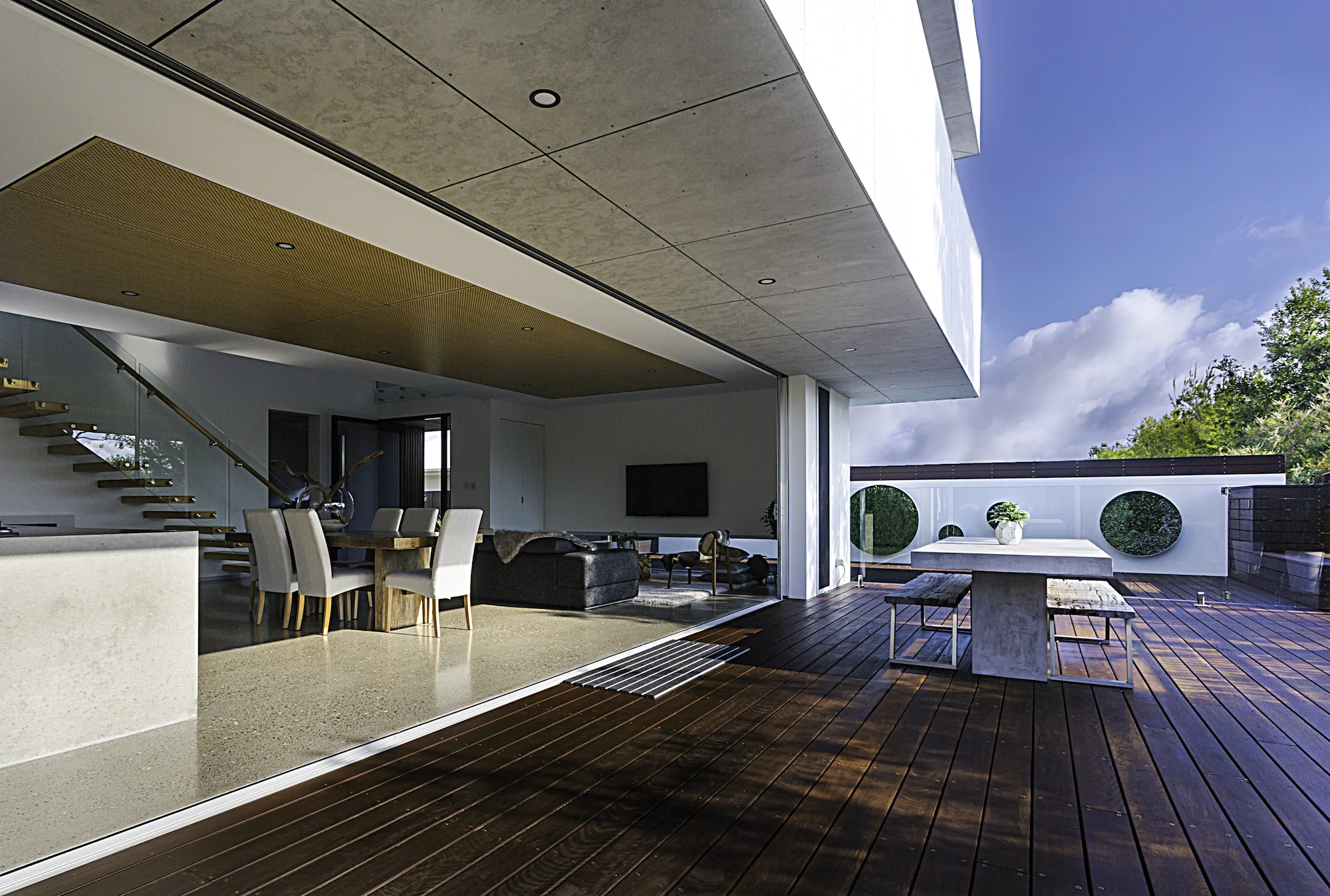 What is a 'Custom Lifestyle Home'? — qldBUILT Custom Dream Homes